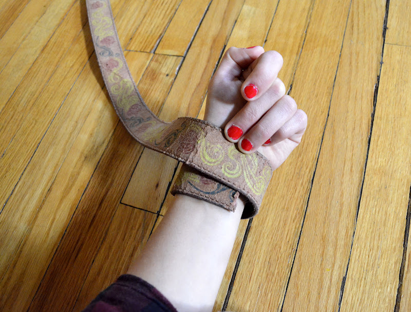Hello There Handmade DIY Blog How to turn an old leather belt into a