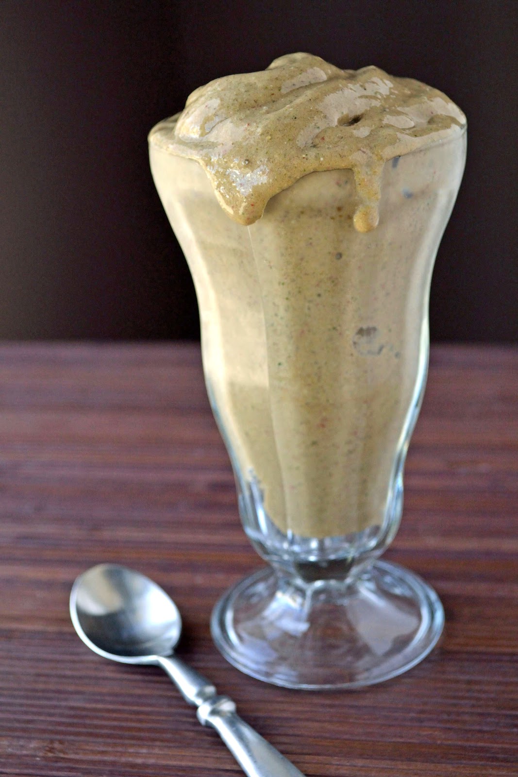 Ashley's Green Life Chocolate Ice Cream Smoothie Recipe (Video)