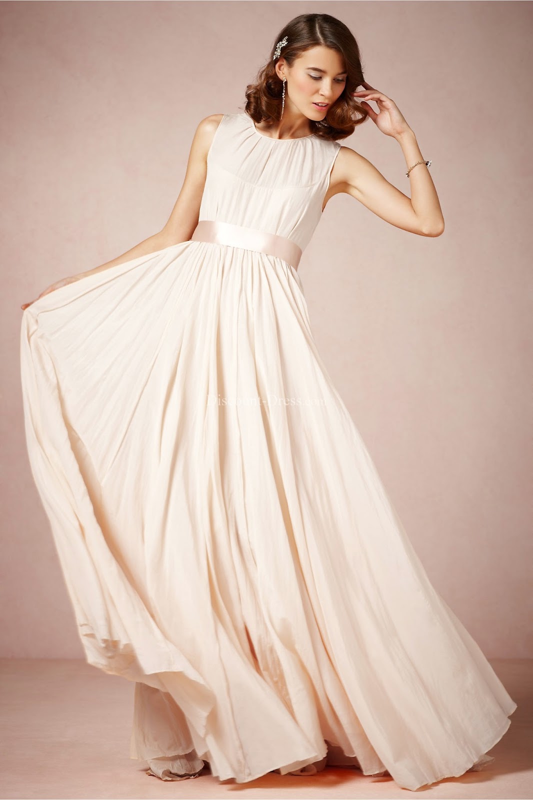  Simple Natural Waist Jewel Sheath/ Column Full Back Chiffon Bridal Gowns