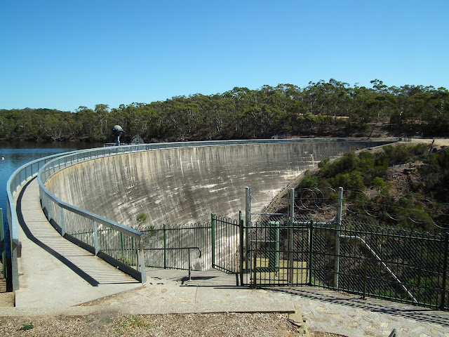 Whispering Wall