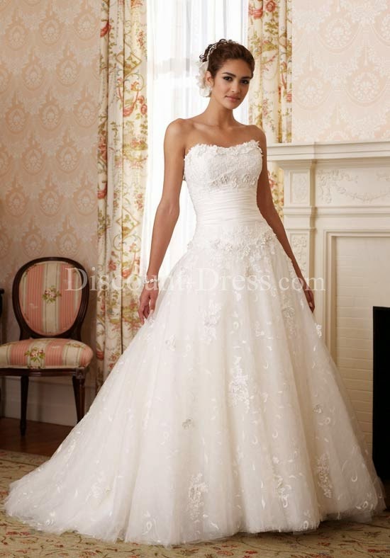 Ball Gown Floor Length Detachable Lace/ Taffeta Ruching Wedding Dress