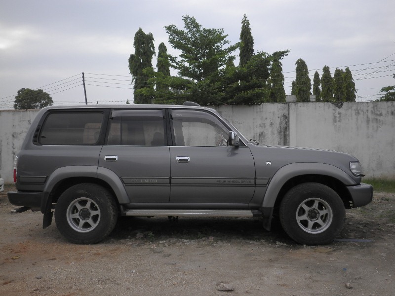 Japanese Used Car dealer "EVERY" BLOG Stock in Dar es salaam