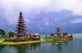 Danau Beratan Objek Wisata Di Pegunungan