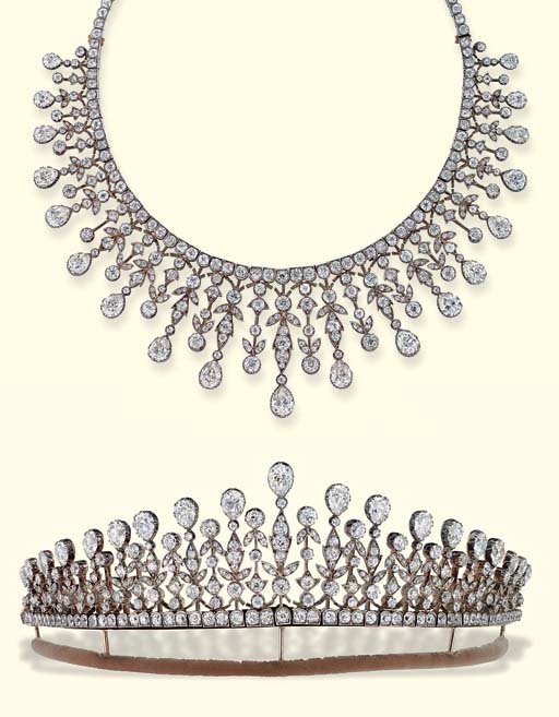 تيجان ملكية  امبراطورية فاخرة Diamond+antiqued+tiara-necklace