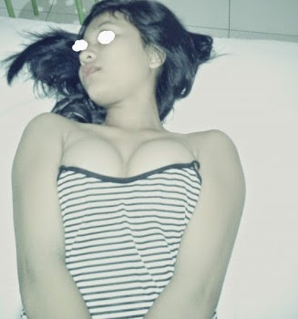 Bugil Cewek Baru Lulus