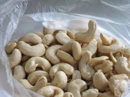 Kulakan Kacang Mede / Kacang Mete Kulakan Kacang Mede / Kacang Mete