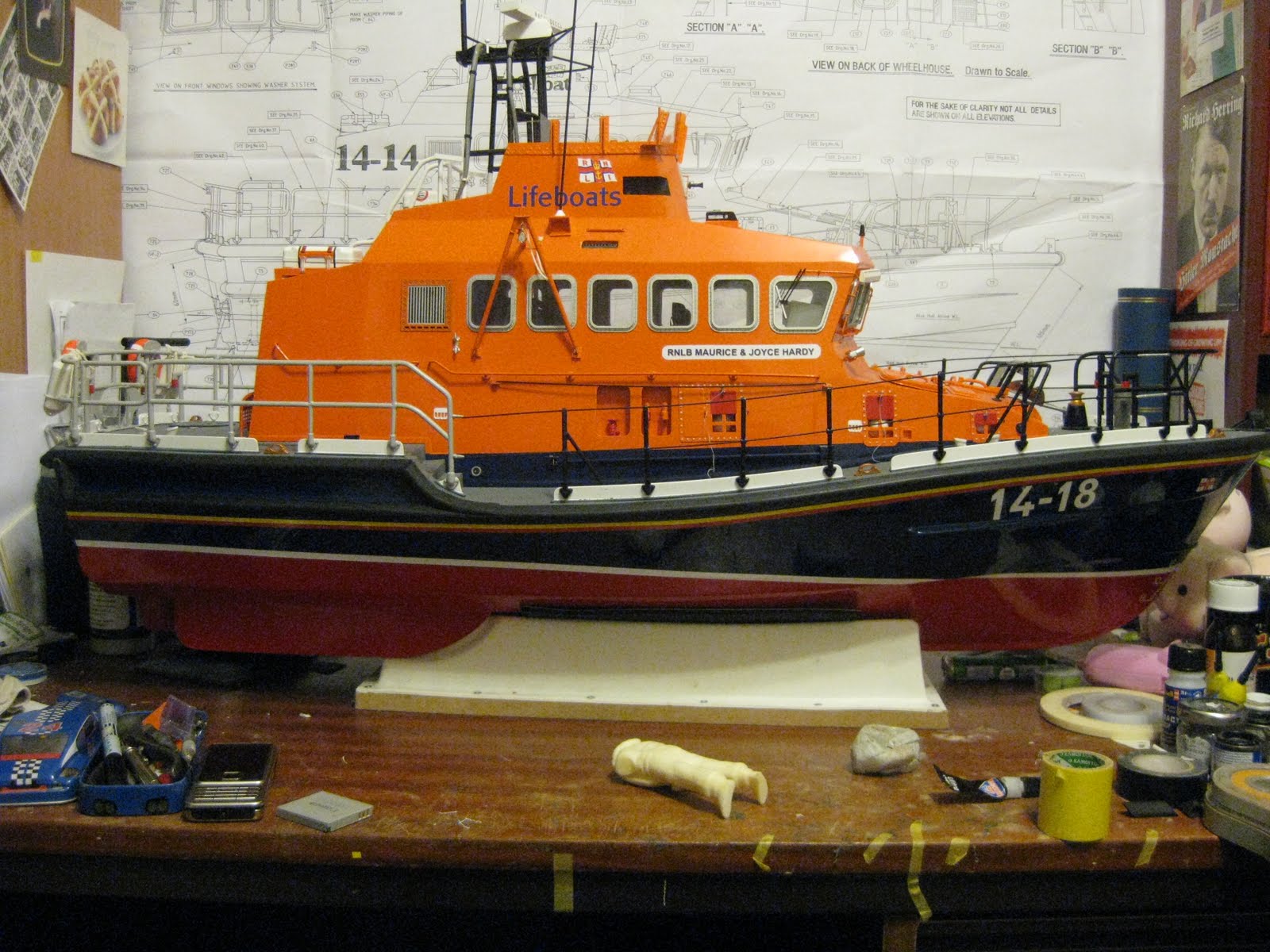 Model Lifeboats Bits and Pieces