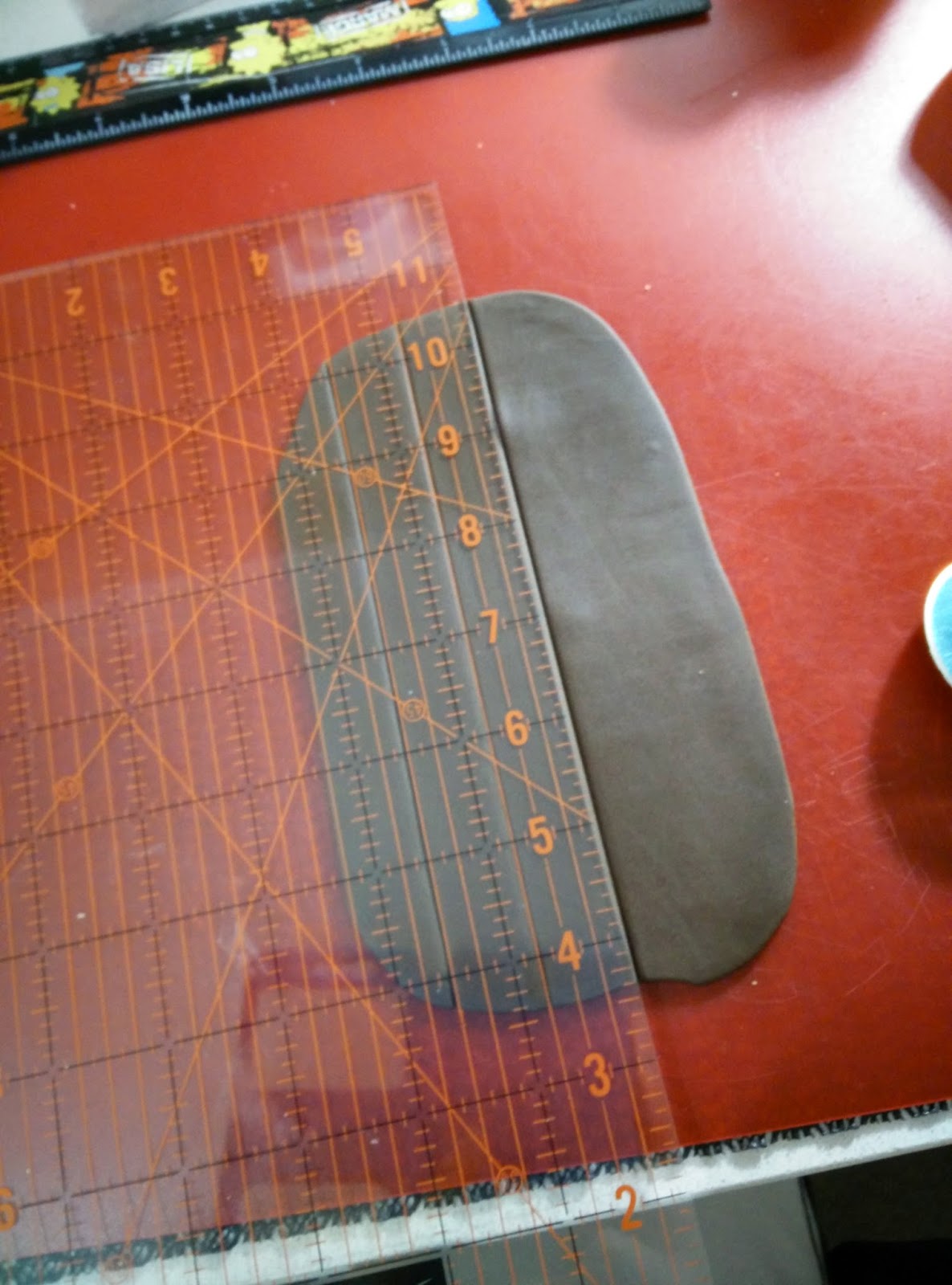 Kekx Stories How to cut fondant squares by hand (without a cutter)