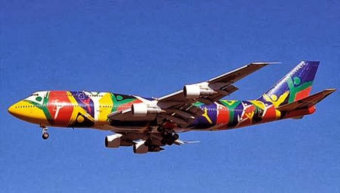 airplanes_with_awesome_paint_jobs25.jpg