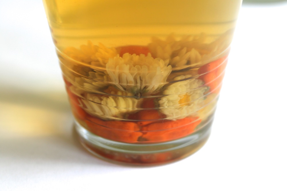 yang janice Chrysanthemum Tea with Goji Berries