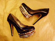 CUSTOM :  STUDDED SHOES