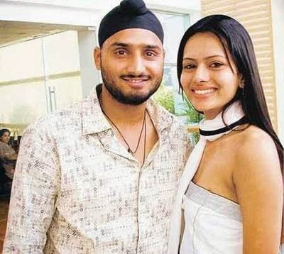 Harbhajan Singh With Girlfriend Wallpapers