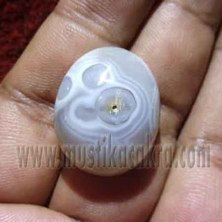 Mustia Kesaktian Daya Prana Batu berkodam , Benda Berkhasiat , Azimat Bertuah Sakti, Pusaka Spuh , Mustika Kesaktian Daya Prana Ampuh .