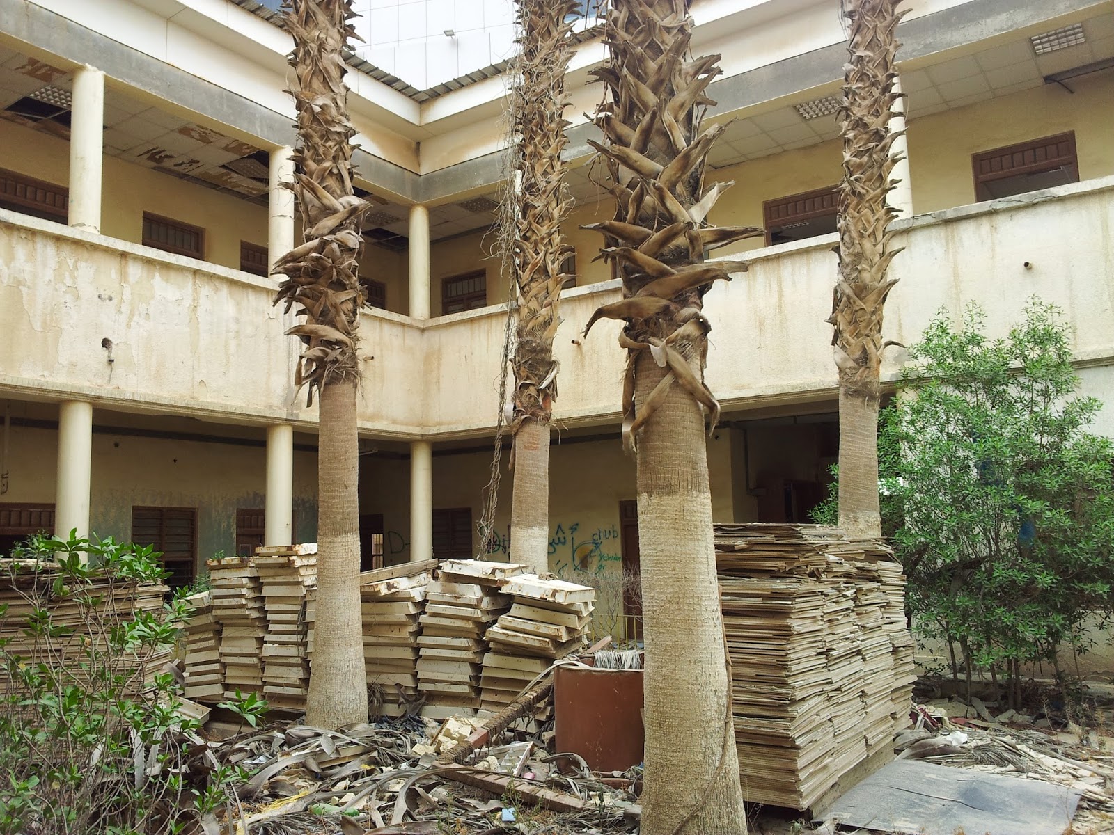 Life in Kuwait Blog Old Kuwaiti school in Kuwait City