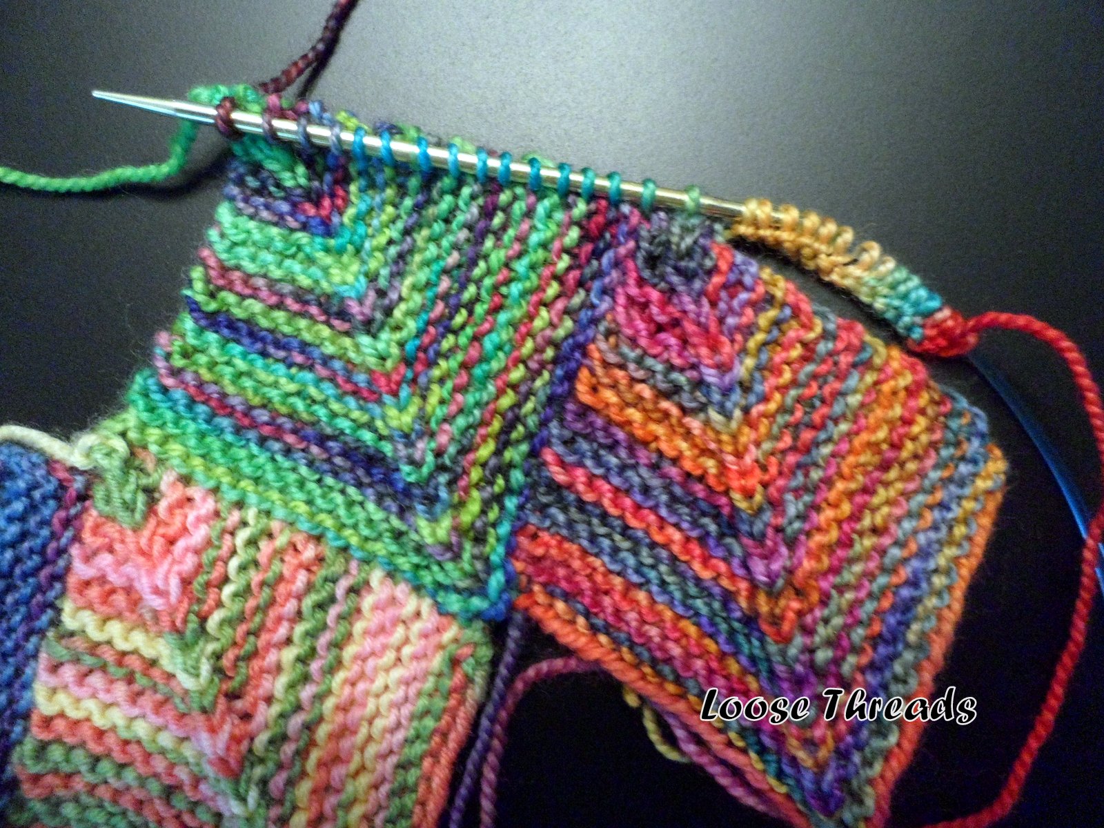 Easy Crochet Pattern: Knit Mitered Square Blanket