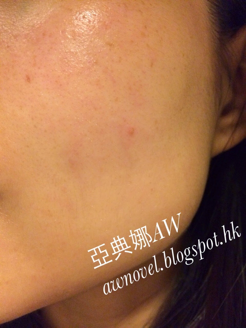 使用後，面頰保水有光澤