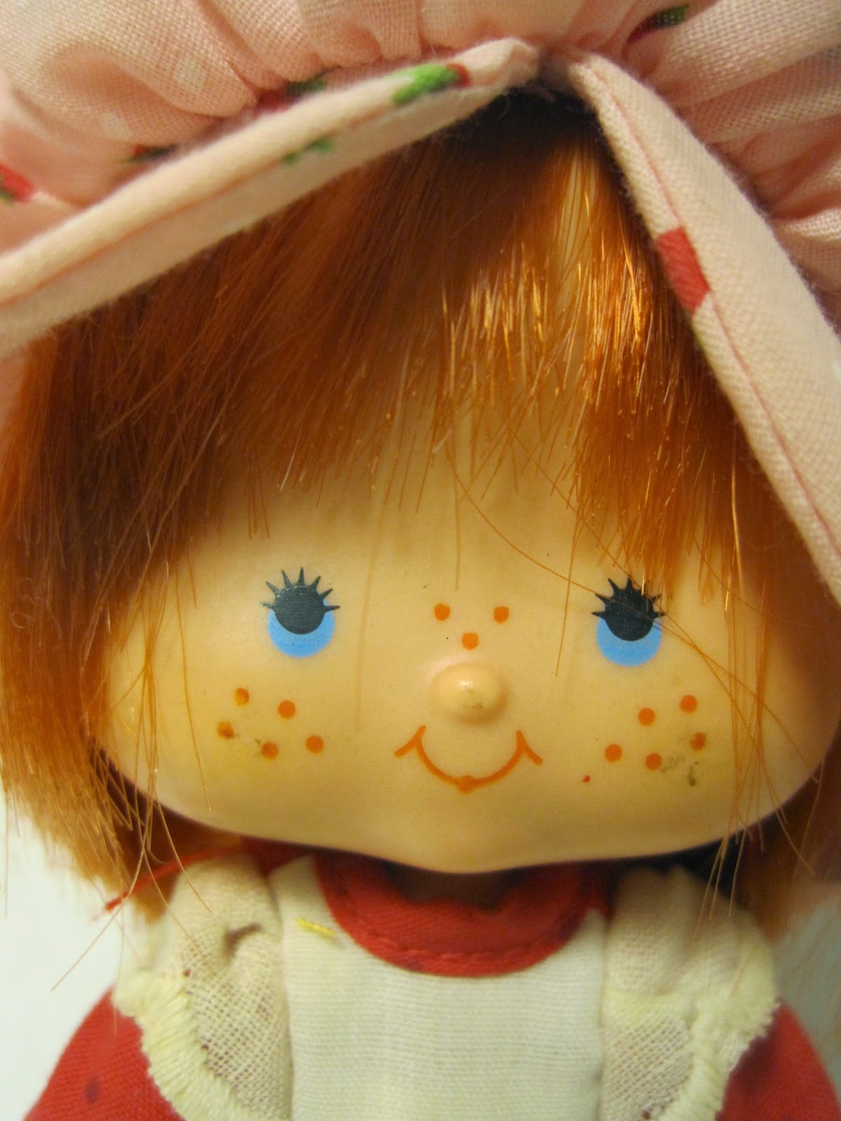 Never Grow Up: A Mom's Guide to Dolls and More: Strawberry Shortcake ...