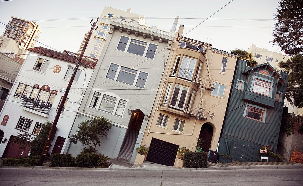 Ngôi nhà nghiêng ở San Francisco