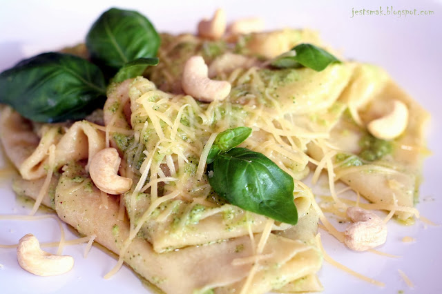Lasagne z bazyliowym pesto