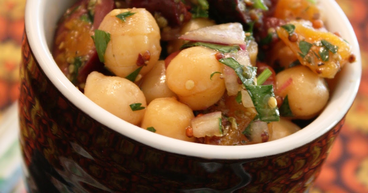 Make or Die. Turkish Garbanzo Bean Salad. Vegan.