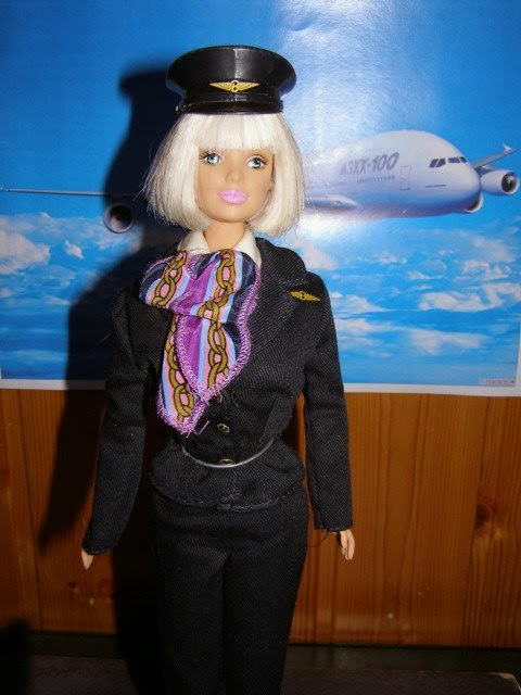 avion barbie tour año 99