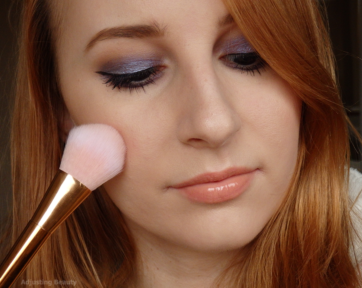 Review Metallic Face Brushes (Powder, Blush and Contour) Adjusting Beauty