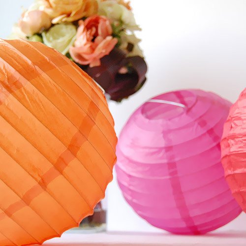 Beautiful Traditional and Modern Asian Round Paper Lantern for Outdoor Birthday Party Celebration Beautiful Traditional and Modern Asian Round Paper Lantern for Outdoor Birthday Party Celebration