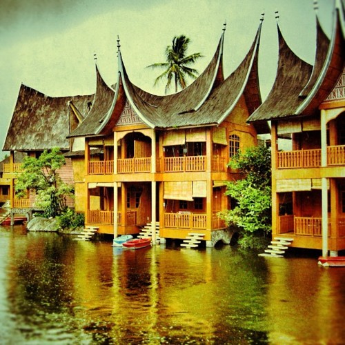 Download this Rumah Gadang Adat Sumatera Barat picture