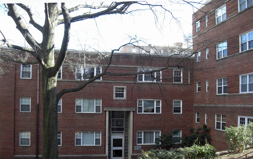 Ode Street Tribune Westmoreland Terrace designated historically important