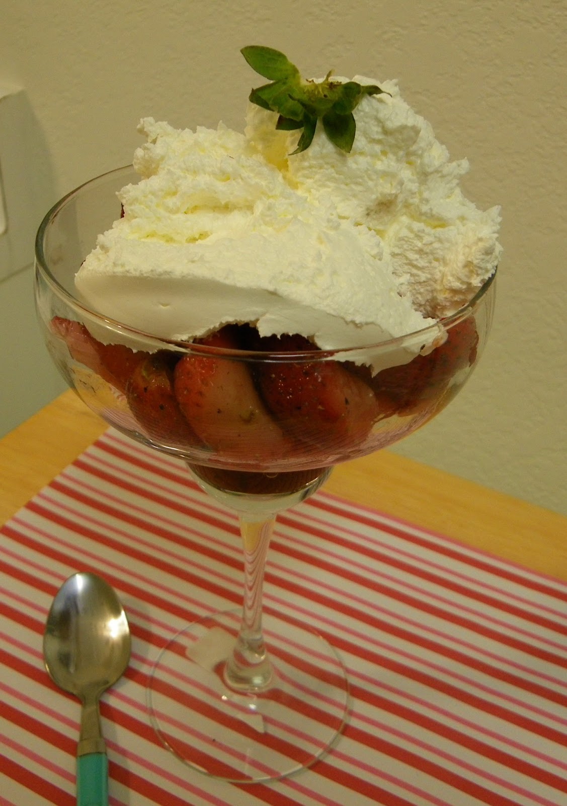 SWEETS FOR THE SWEET Strawberries,Black Pepper and Prosecco Adult Dessert