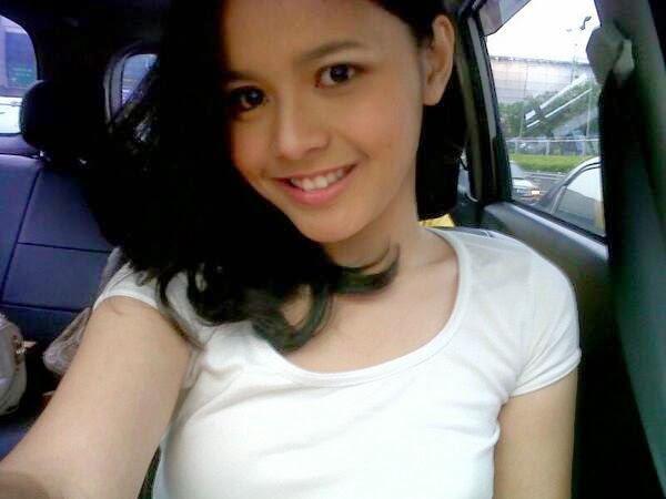 Kumpulan Foto Rieski Rucita Terbaru Kumpulan Foto Rieski Rucita Terbaru