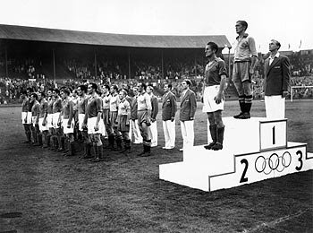 1948 London Olympic medal ceremony