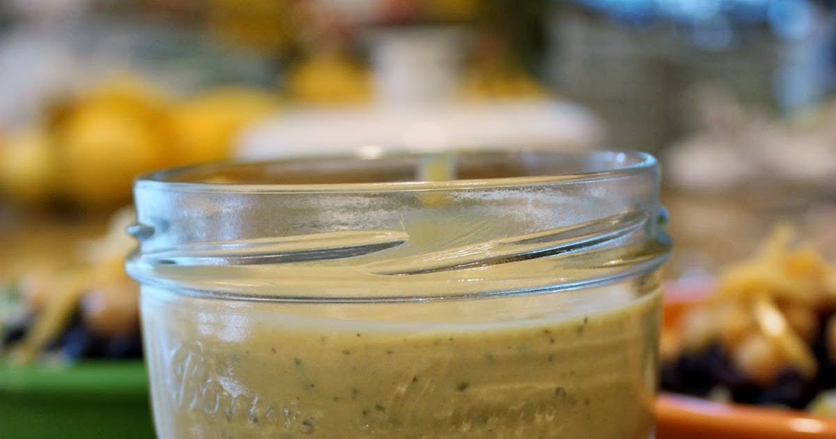 fivetenfifteen vegan super sauce {and my new blender}