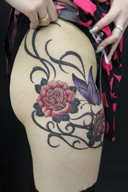 タトゥー 刺青 ジャーナル Tattoo Journal タトゥーデザイン花柄編 バラ クローバー