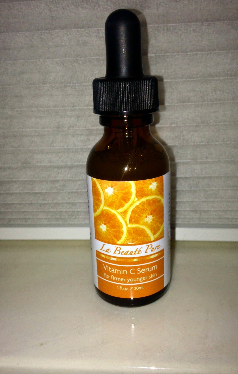 THRIVE WITH LORRI Organic Vitamin C Serum