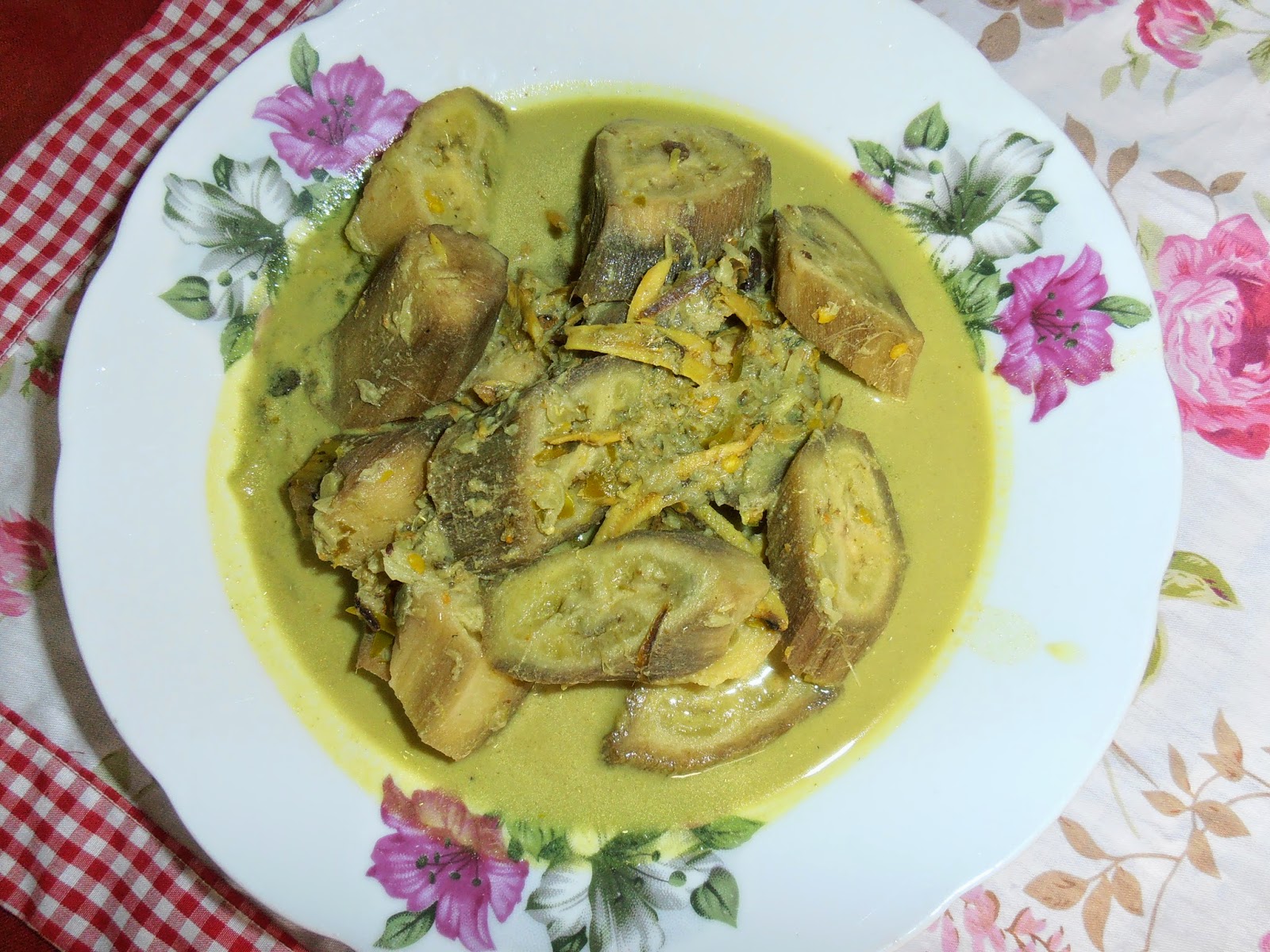 DIARI DIELA Masak Lemak Pisang Muda