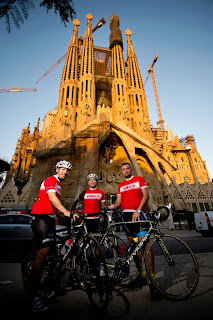Cycling Sagrada familia Cycling Sagrada Familia