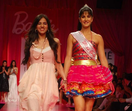 http://4.bp.blogspot.com/-Gg6Nz1gRVs0/Ti3e8TkF_WI/AAAAAAAACCQ/MrKUngRA-2I/s1600/katrina-kaif-barbie-doll1.jpeg