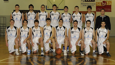 http://4.bp.blogspot.com/-GgDlnZUyel0/TZsL_A-aigI/AAAAAAAAAX8/MmU8whIrvcI/s1600/efiviko+paok.jpg