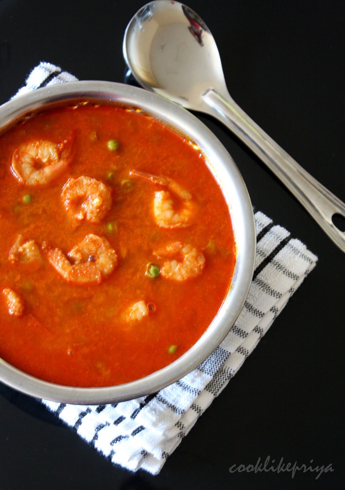 Cook like Priya: South Indian Spicy Prawn Curry Recipe