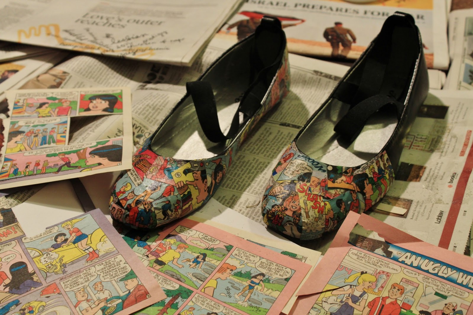 Hopefully Smashing Craft Time! DIY Comic Book Shoes