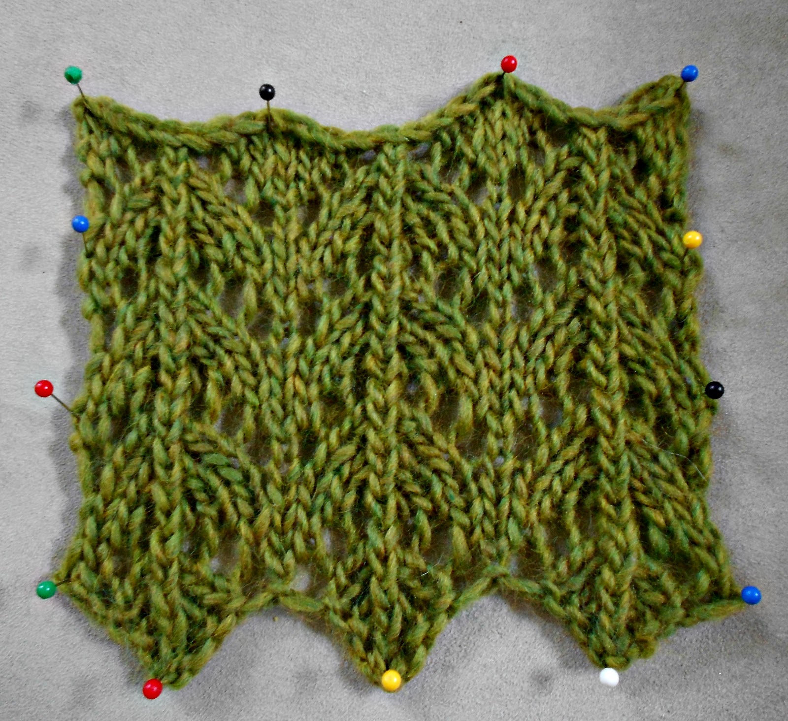 Blue Betty Stitch Guide Fish Tail Lace