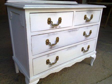 EL TALLER DE LA MADERA: De mueble de tocador a mueble de baño