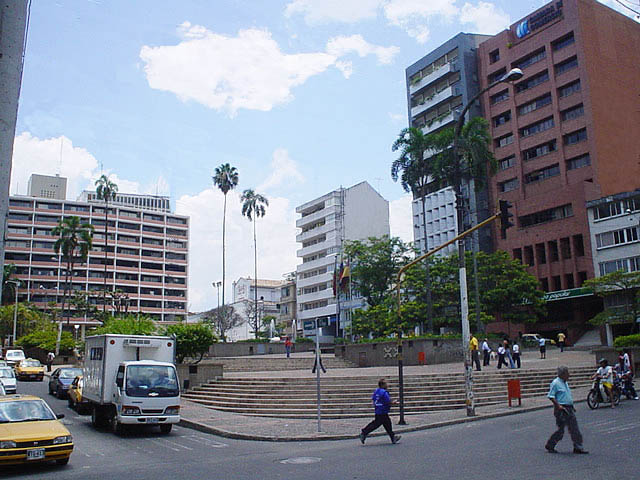 Hablan Los Municipios PLAZA MANUEL MURILLO TORO LUCE NUEVA IMAGEN