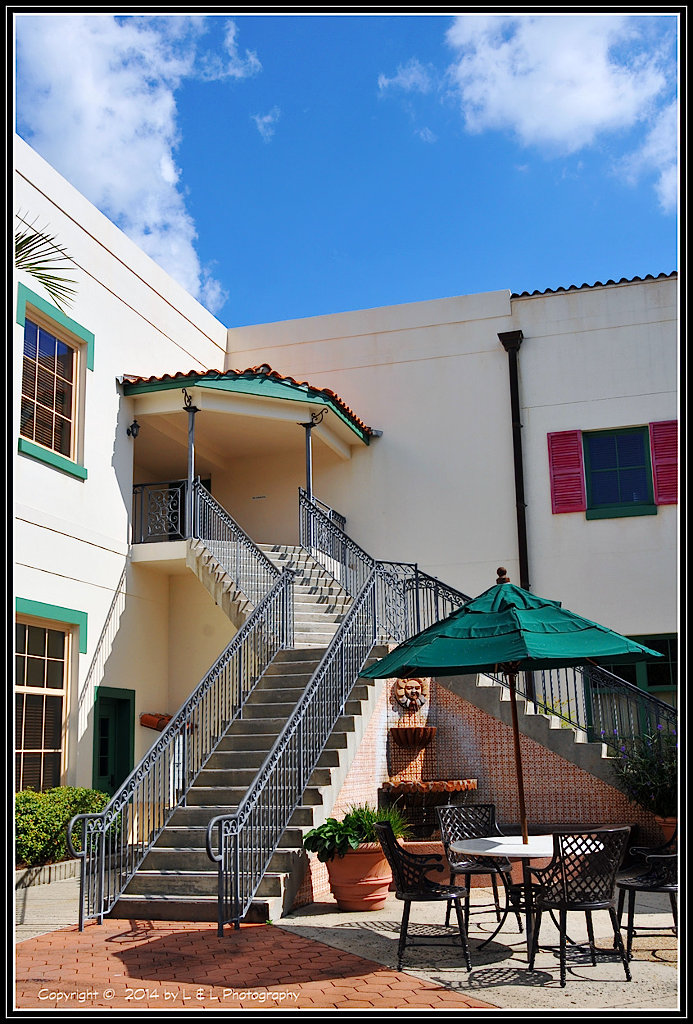 The Villages (Florida) Photos Patio area Spanish Springs