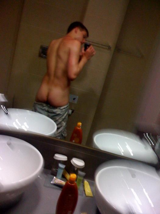 gay days at disneyu free gay facial pix