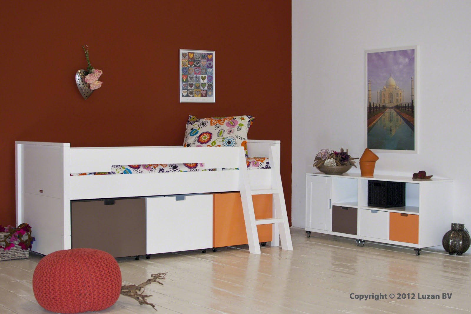 Kinderbedden Muur planken witte keuken