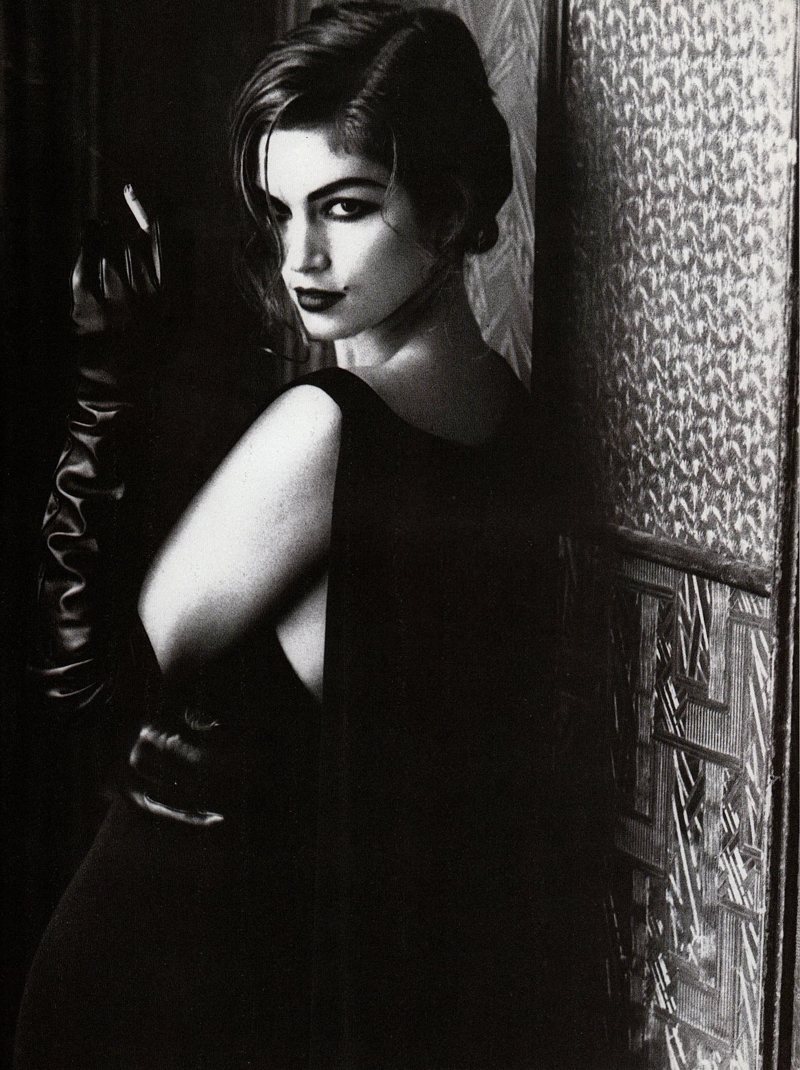http://4.bp.blogspot.com/-GlxgLCNRCDg/T2E2hQNi28I/AAAAAAAAiJg/3ogBjZgreMY/s1600/cindy+crawford+by+Ellen+von+Unwerth_1991.jpeg
