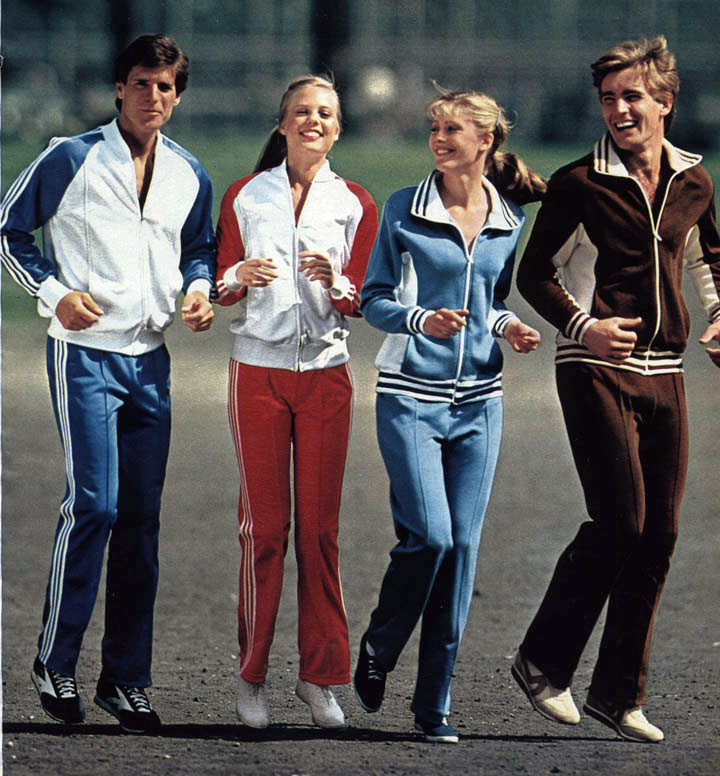 http://4.bp.blogspot.com/-Gm7XfUzYbQc/VfuA9MC8Q2I/AAAAAAAAAM0/LE5P2jDUz4E/s1600/1981-tracksuits.jpg