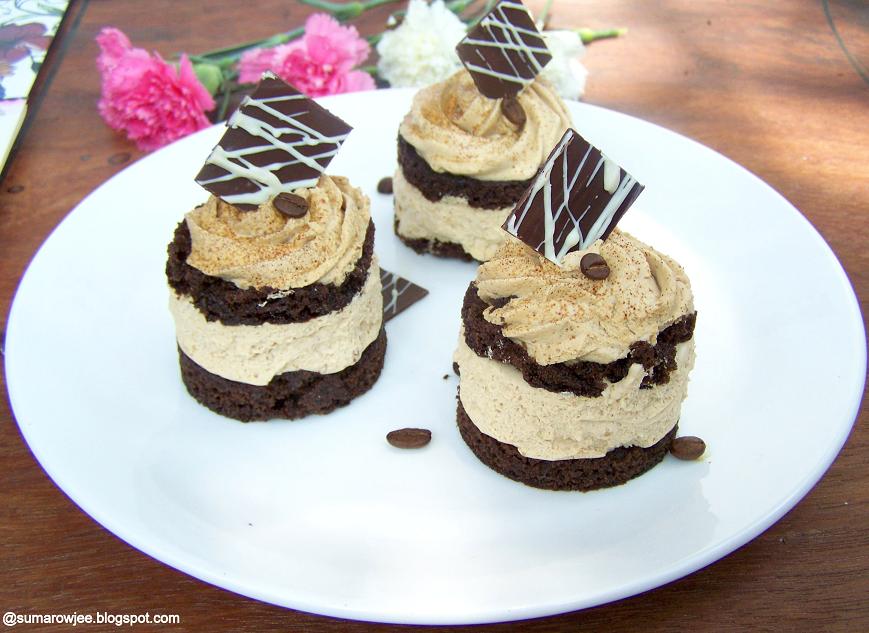 Cakes & More Coffee, Almond & Chocolate Dessert Cakes